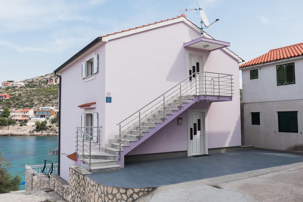 Apartment Dragan Grubisic プリモシュテン エクステリア 写真